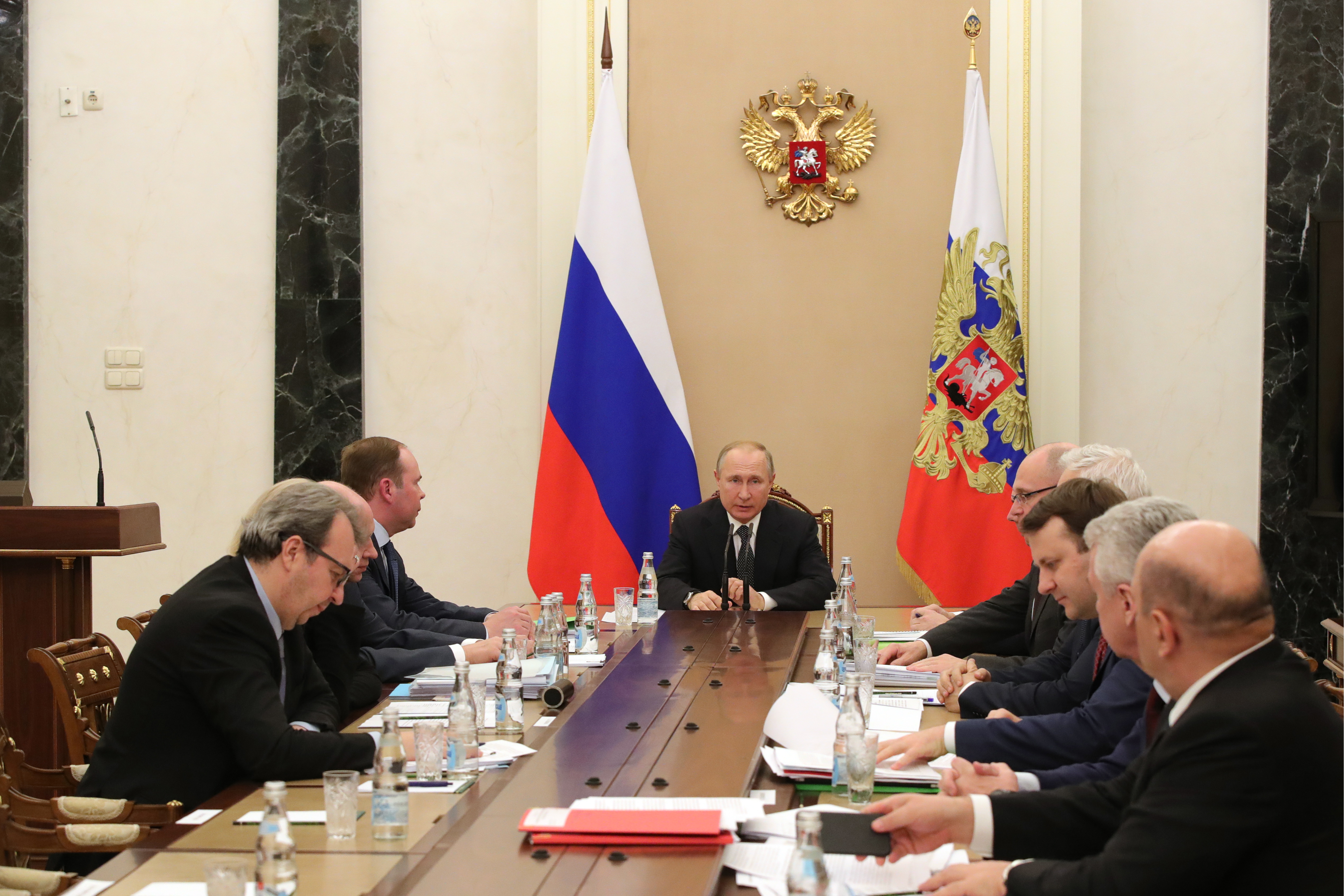 Путин призвал страны СНГ максимально сохранить многонациональное достояние